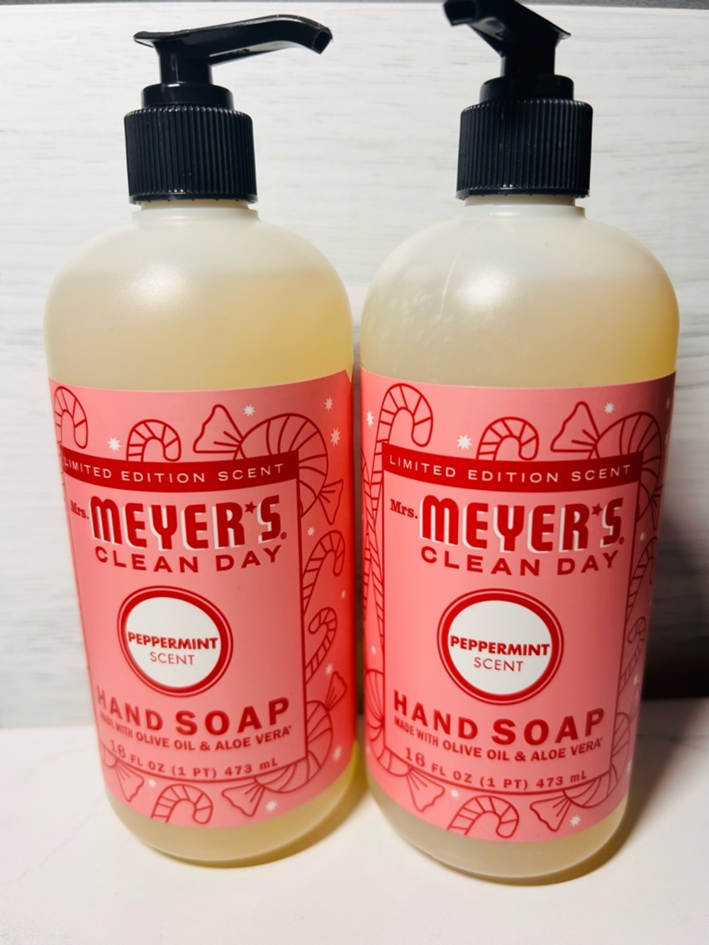 Mrs. Meyer’s BIG Clean Day Peppermint Hand Soap – 2 Pack (LARGE 16 oz Bottles)
